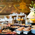 Thai Si Royal Thai Otel