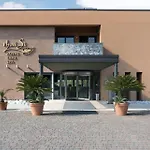 Hotel Thai Si Royal Thai