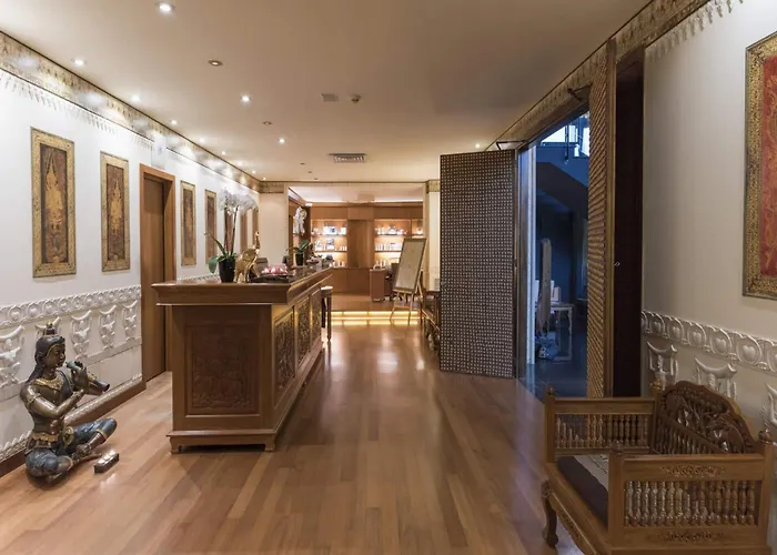 Thai Si Royal Thai Hotel 4*