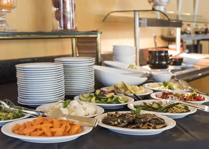 Thai Si Royal Thai Hotel Lovadina