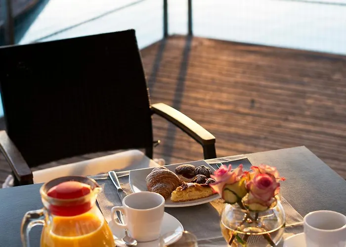 Thai Si Royal Thai Hotel Lovadina