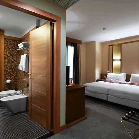 Thai Si Royal Thai Hotel