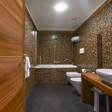Thai Si Royal Thai Hotel