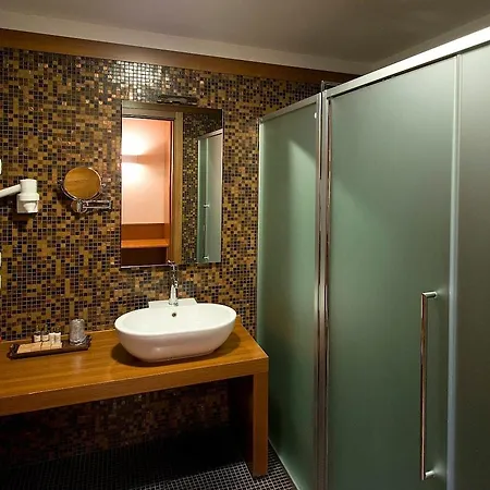 Thai Si Royal Thai Hotel