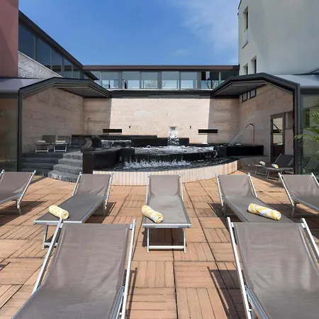 Ξενοδοχείο Thai Si Royal Thai 4*