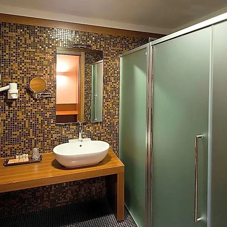 Hotel Thai Si Royal Thai Lovadina