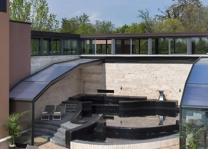 Thai Si Royal Thai 로바디나