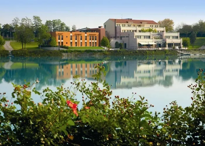 호텔 Thai Si Royal Thai 4*